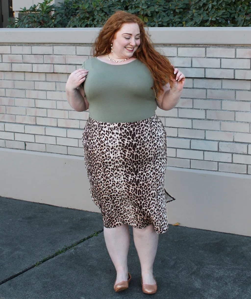 CARRIE cheetah print pencil skirt in Brown/Tan