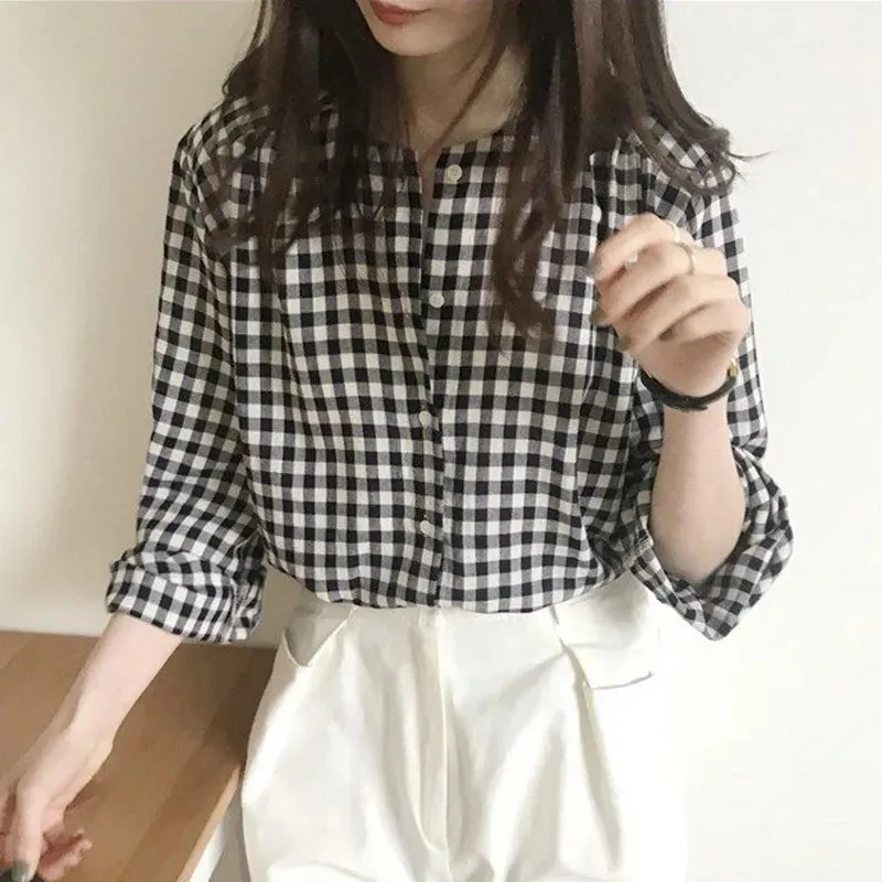Chic Korean Plaid Blouse: Sweet Autumn Casual Style