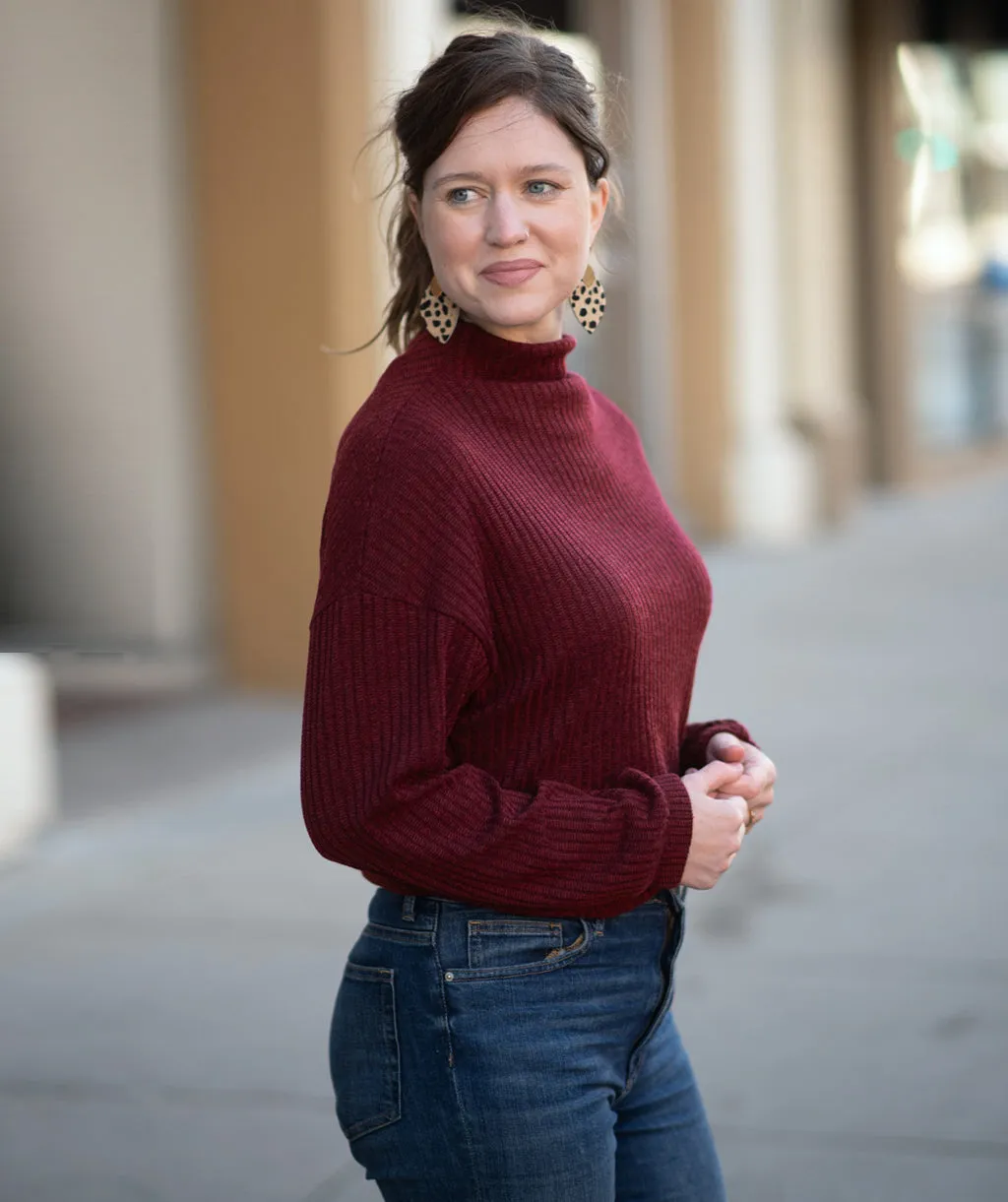 SELA rib knit top in Dark Wine<br/>(Less than perfect)