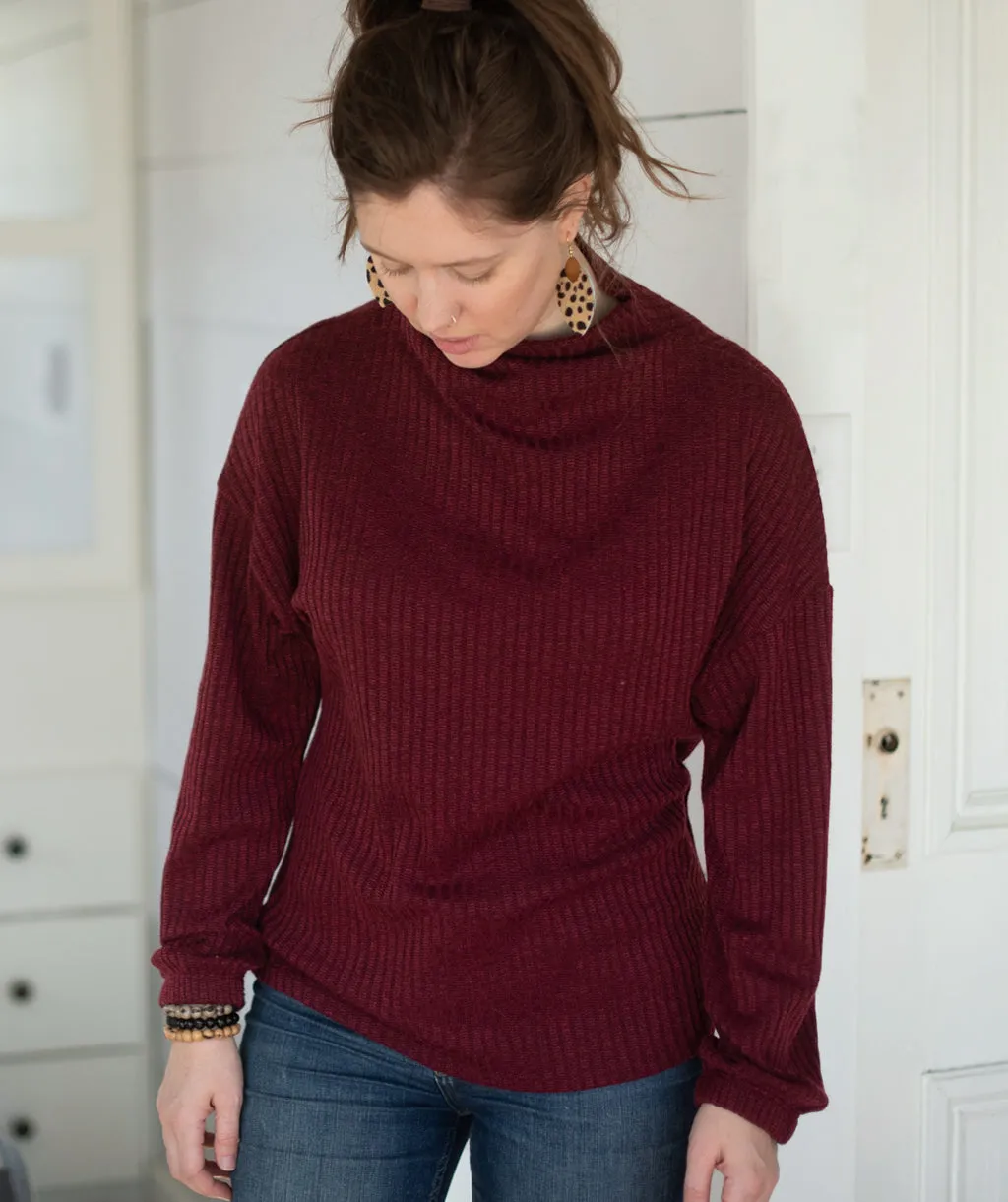 SELA rib knit top in Dark Wine<br/>(Less than perfect)