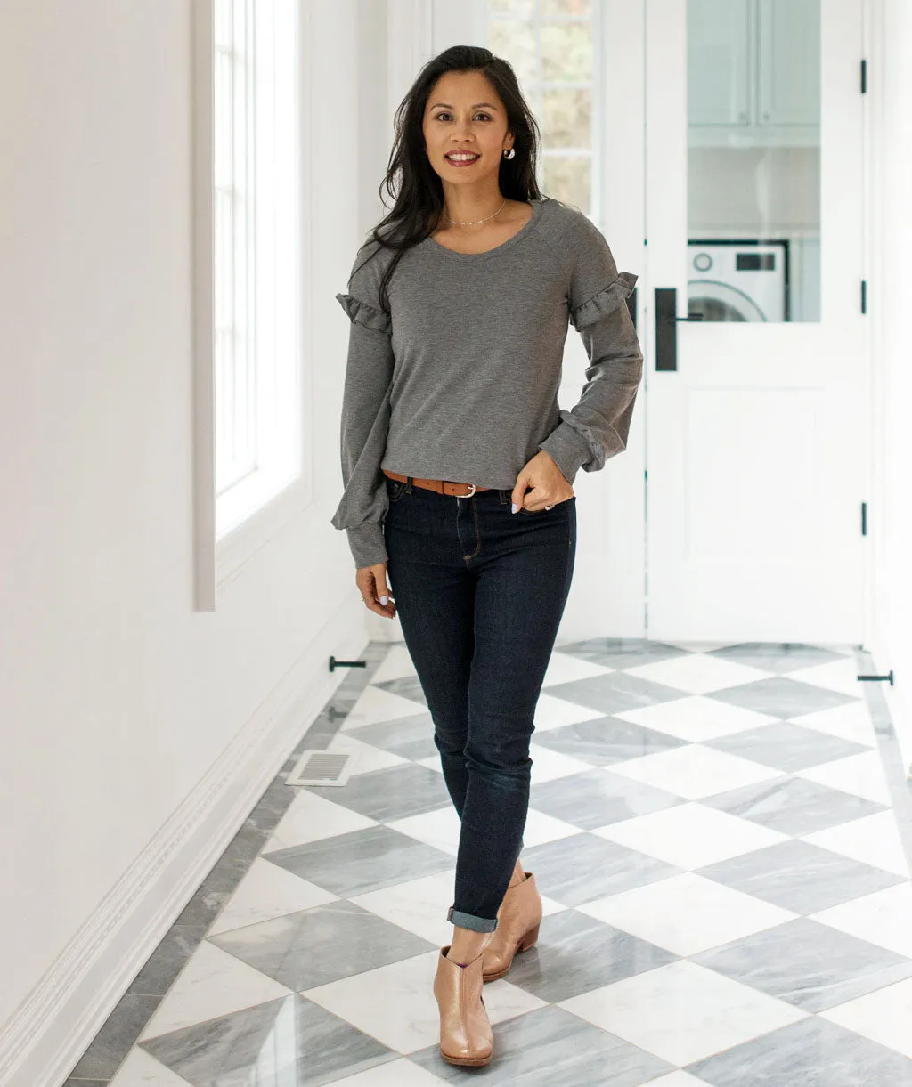 SUBURB sweatshirt in Heather Grey