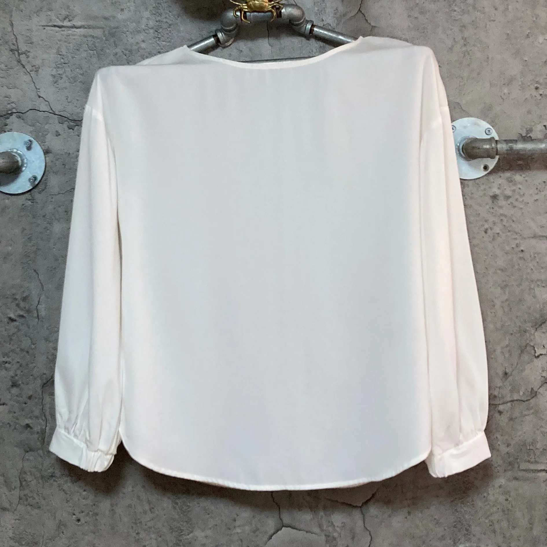 V-neck & crewneck white blouse